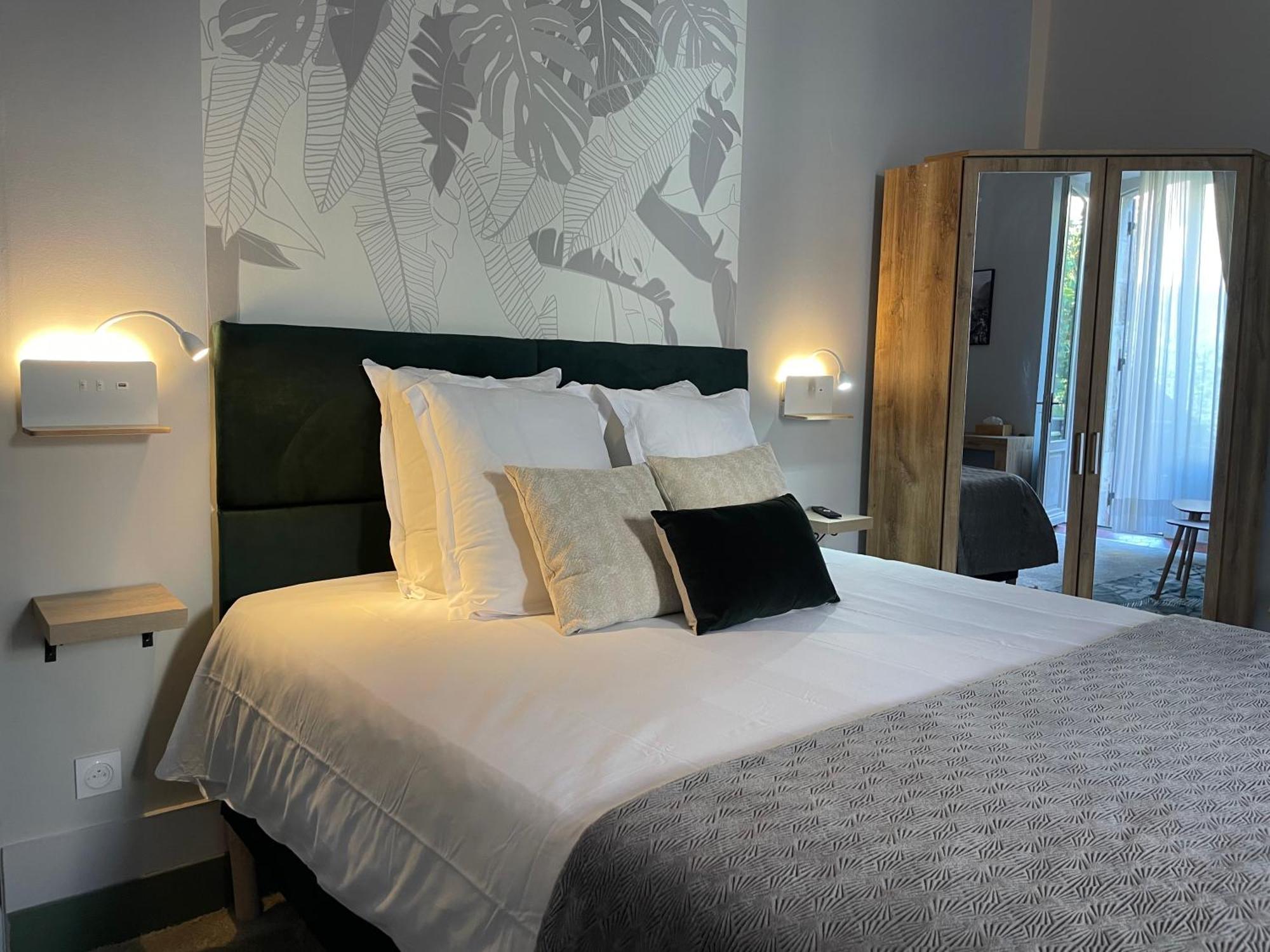 Le St Vincent Hotel Roquefort  Eksteriør billede