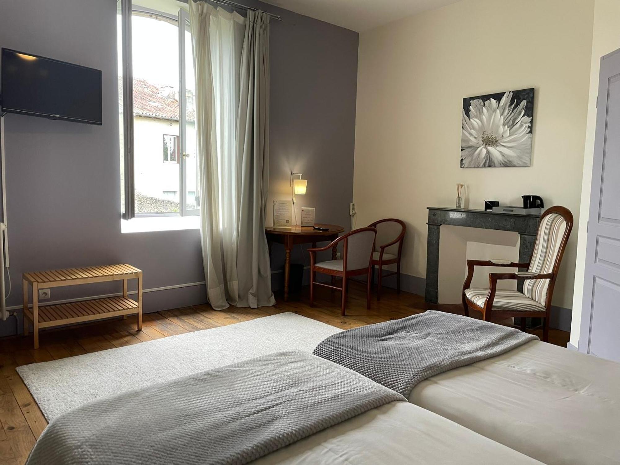 Le St Vincent Hotel Roquefort  Eksteriør billede