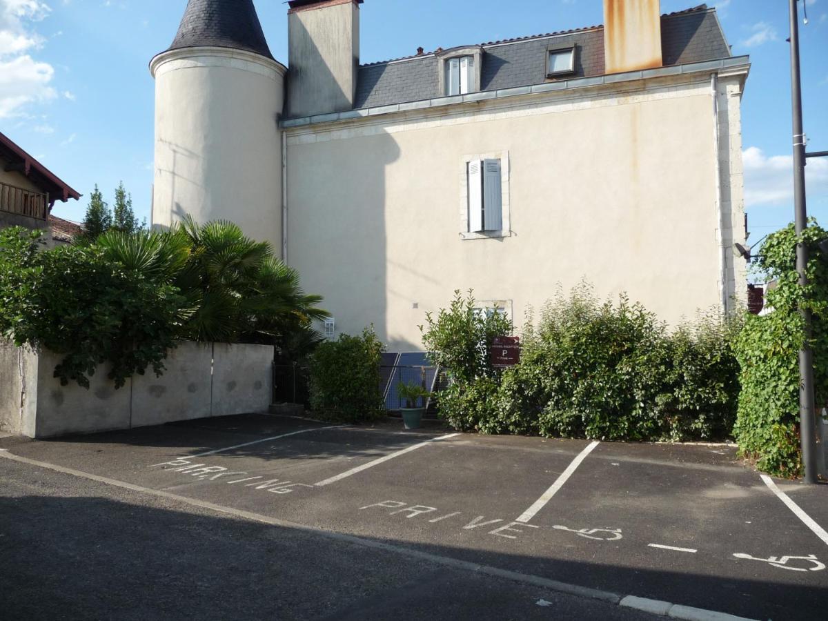 Le St Vincent Hotel Roquefort  Eksteriør billede